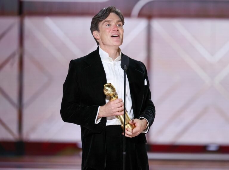 “Oppenheimer” se impone en los Globos de Oro 2024