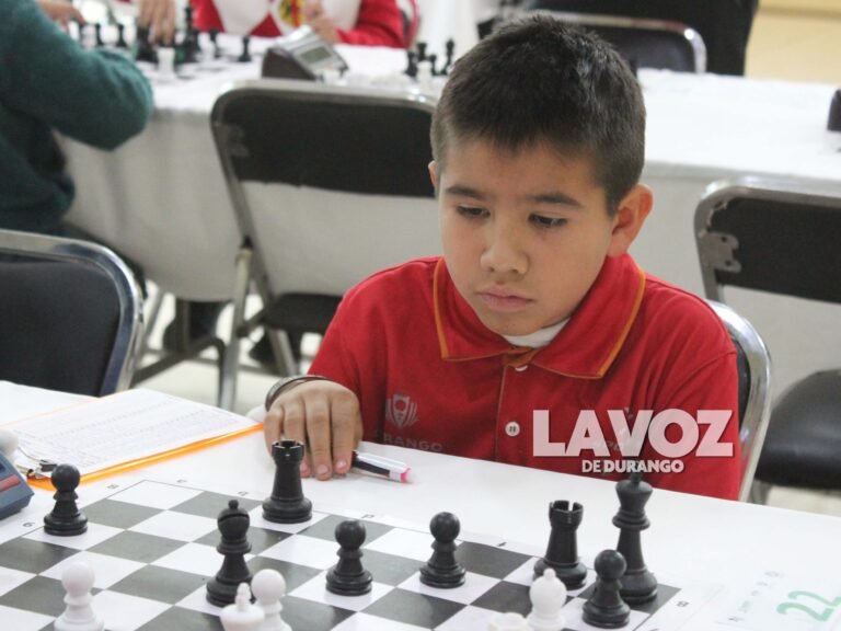 12 ajedrecistas clasificados