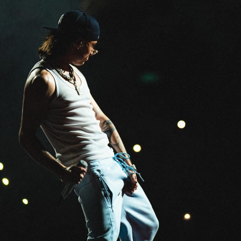 Canal de Televisión chileno pide cancelar a Peso Pluma en Viña del Mar