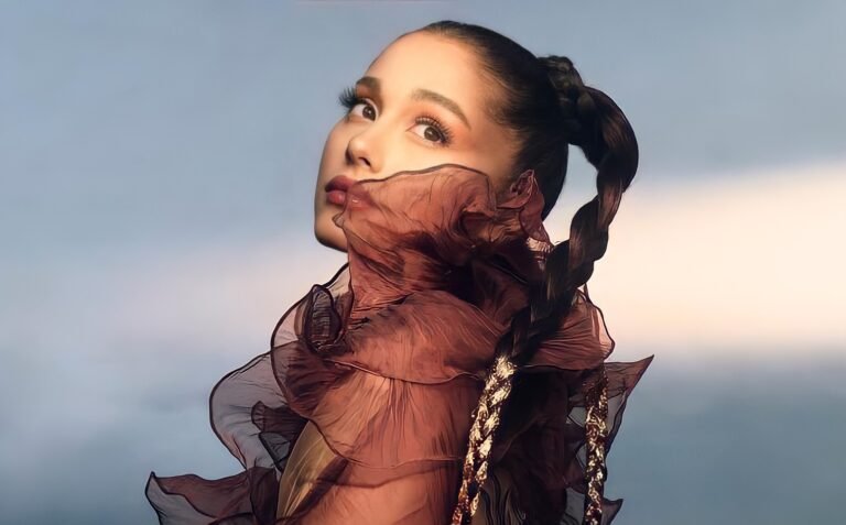 Ariana Grande anuncia su regreso a la música