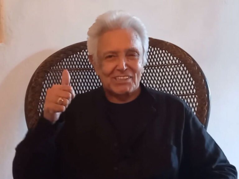 Alberto Vázquez se retira de los escenarios por problemas de salud