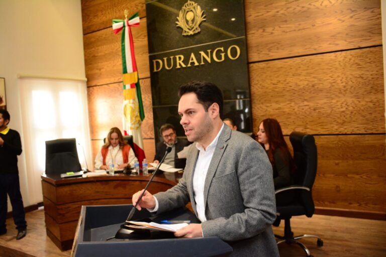 Aseguradoras deben cubrir enfermedades de salud mental: Mojica Narváez