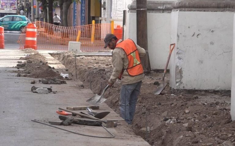 Destinan 40 mdp a rehabilitación de banquetas: regidora