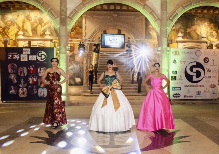 Grupo Creativo Durango presentó su Calendario de Diseñadores 2024