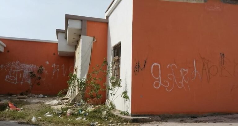Casa en abandono, refugio de drogadictos
