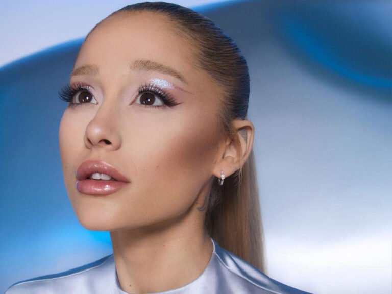 Ariana Grande lanzará su nuevo disco en marzo
