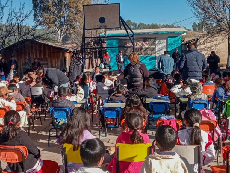 Promueve Gobierno entornos sanos desde las escuelas