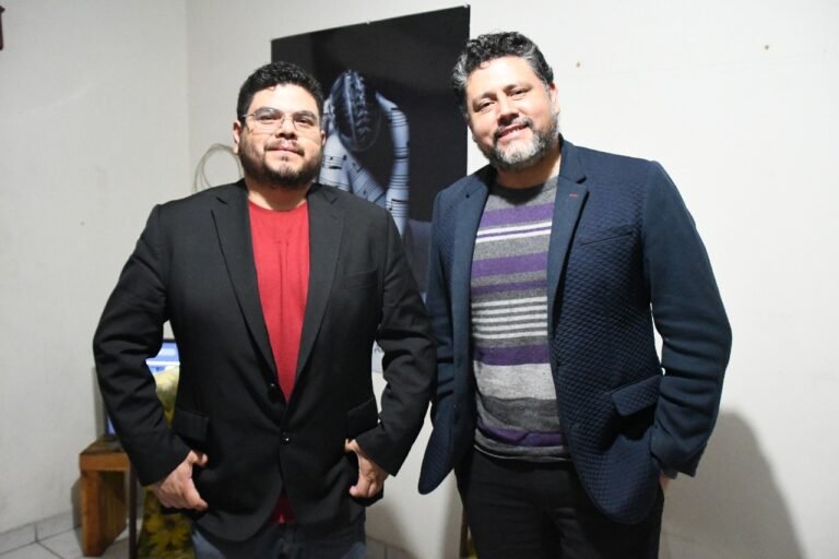 ¿Quieres aprender a cantar correctamente?. El Instituto de Arte Vocal te invita a sus clases magistrales