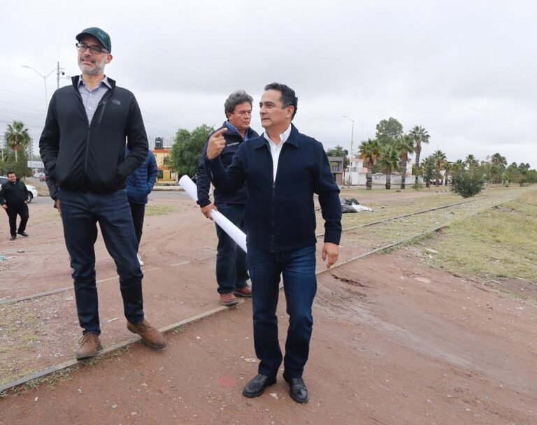 Celebra la gran familia la llegada del Parque lineal