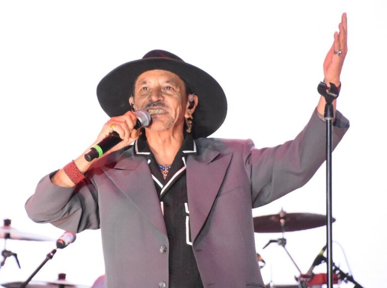 Roco Pachukote de La Maldita Vecindad es diagnosticado con el Síndrome de Stevens-Johnson