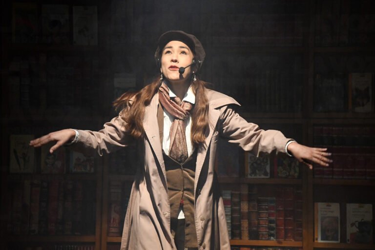 Abren las puertas de la Bibliotekaventureka