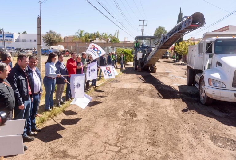 Arranca Gobernador rehabilitación de calles en la capital y municipios