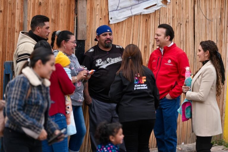 Marisol y Esteban hacen realidad los sueños de familias que más lo necesitan