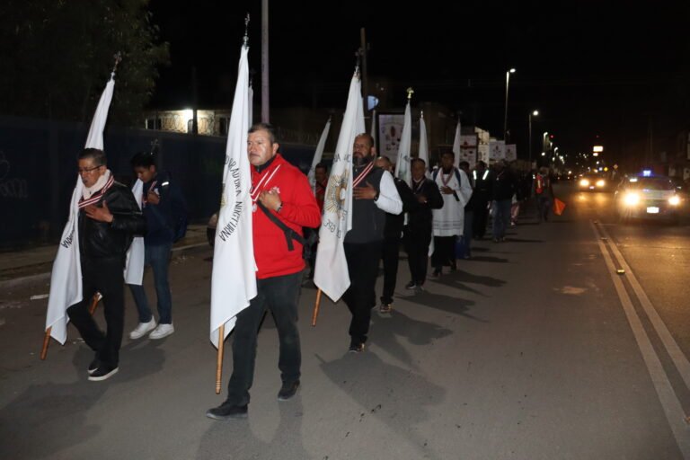 Más de 500 participantes en peregrinación en honor a San Mateo Correa