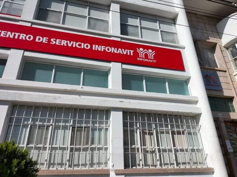 Planea Infonavit construir casas más accesibles: delegado