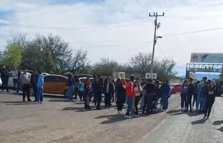 Alumnos toman instalaciones de la UPD