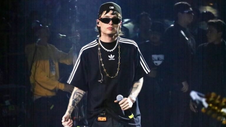 Peso Pluma se cuela en el top 10 de canciones más vendidas de 2023