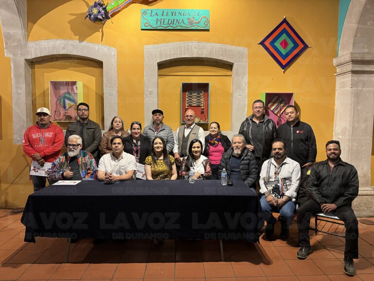 Premian a artesanos de la EPEA-UJED e inauguran exposición