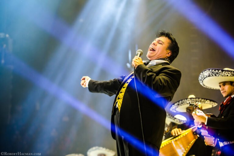 Juan Gabriel compró propiedades que nunca habitó