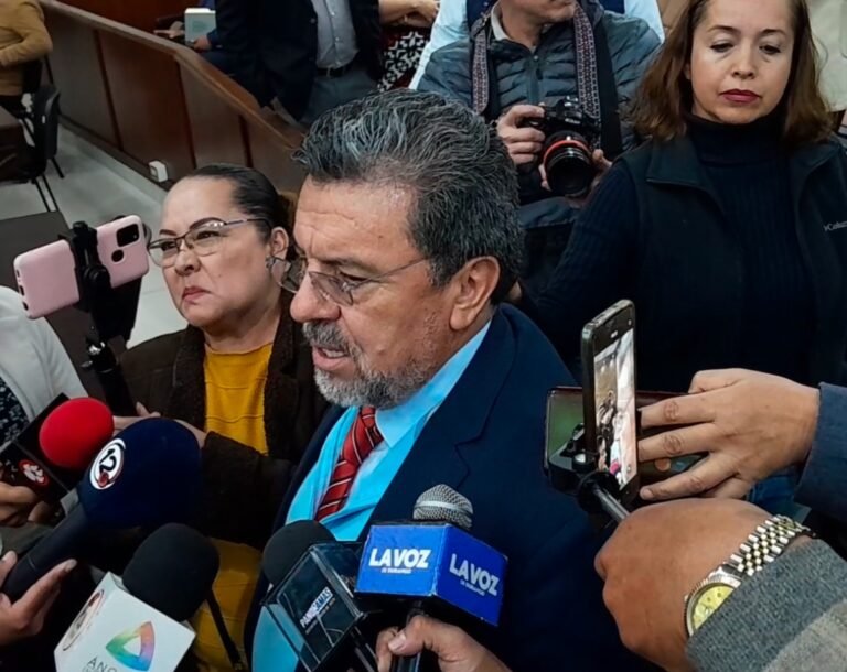 Federación ha adoptado enfoque de autocracia: López Pescador