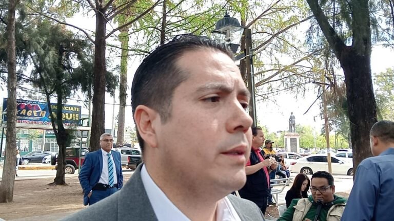 Urge modificar ley Orgánica de la UJED: líder sindical