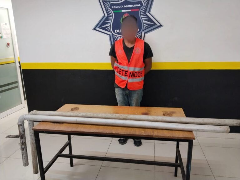 Pretendía “volarse” dos tubos de un aserradero en la Ciudad Industrial