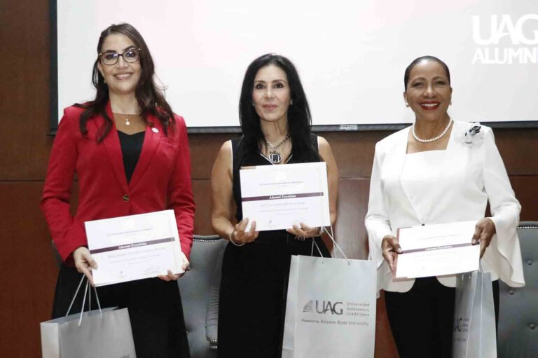 Egresadas de la UAG promueven valores para alcanzar el éxito