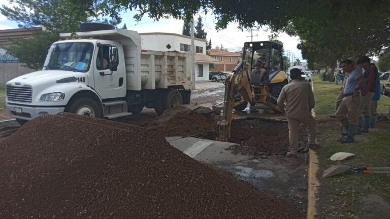 Se registra ruptura en línea de llenado de tanques en el Sistema Gabino Santillán