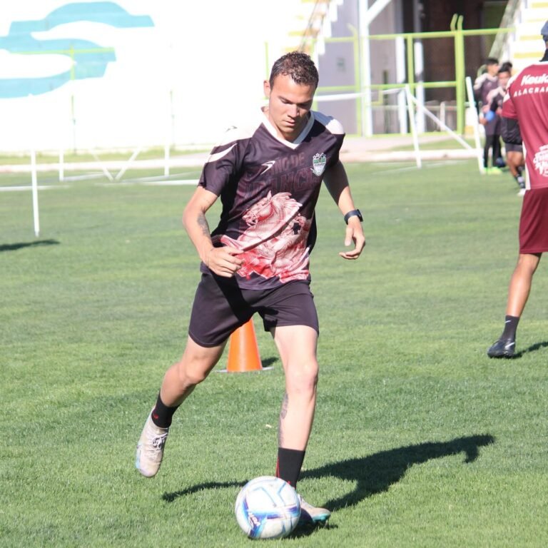 Alacranes frente a Tritones