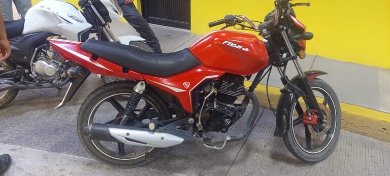 Hallan moto “sin dueño” en Villas I