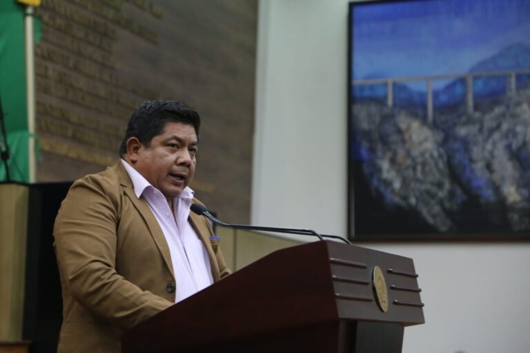 Propone Bernabé Aguilar Carrillo reforma de pensiones