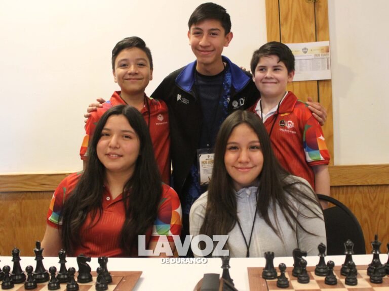 5 ajedrecistas a JNC