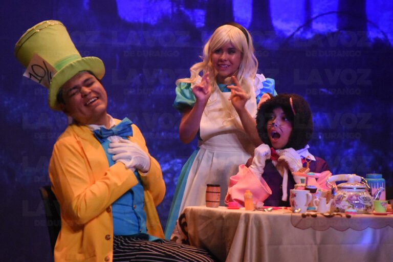 Vuelve el Grupo Teatral Quetza con la obra “Alicia en el País de las Maravillas”