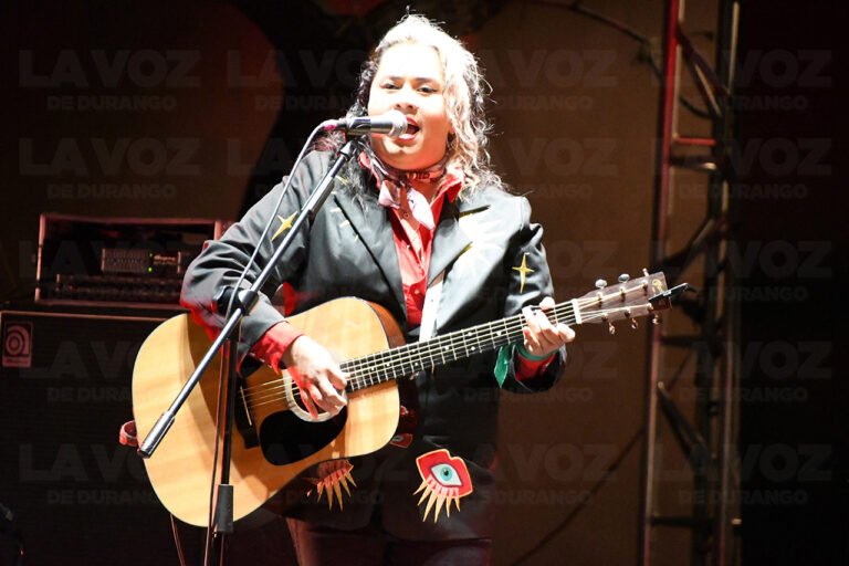 Vivir Quintana abraza a Zacatecas al sororo rugir del amor