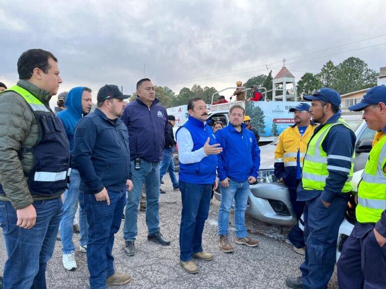 Buscan contener incendio en El Soldado