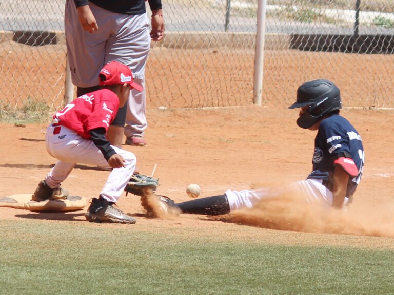 Peloteros al nacional Femebe