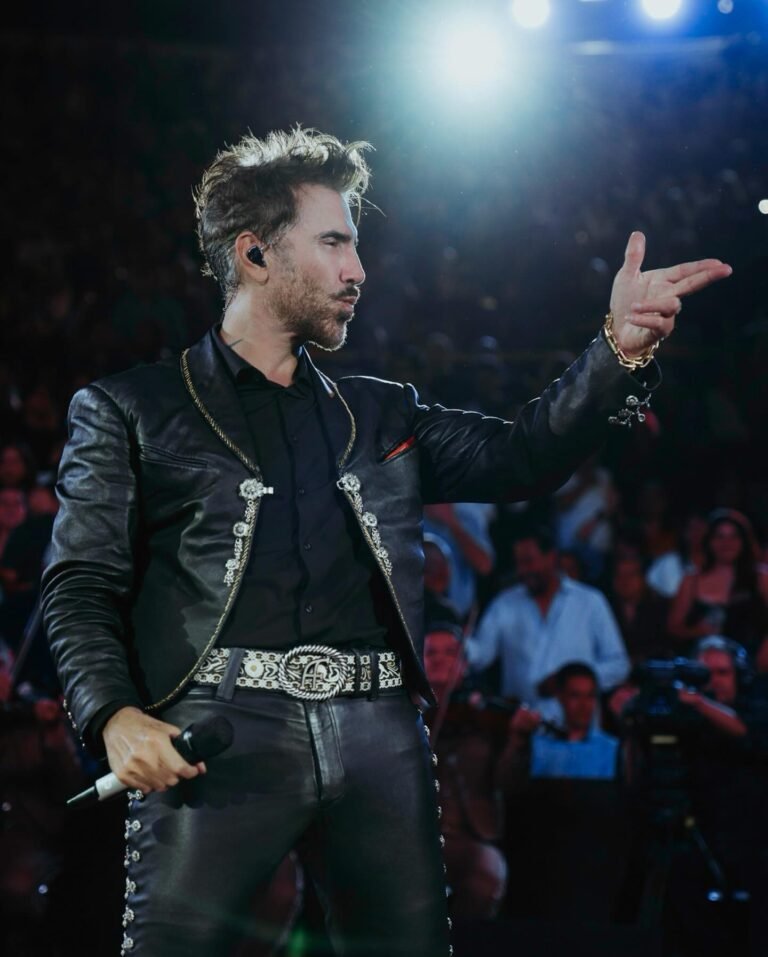 Alejandro Fernández define el sonido con su nuevo álbum “Te llevo en la sangre”