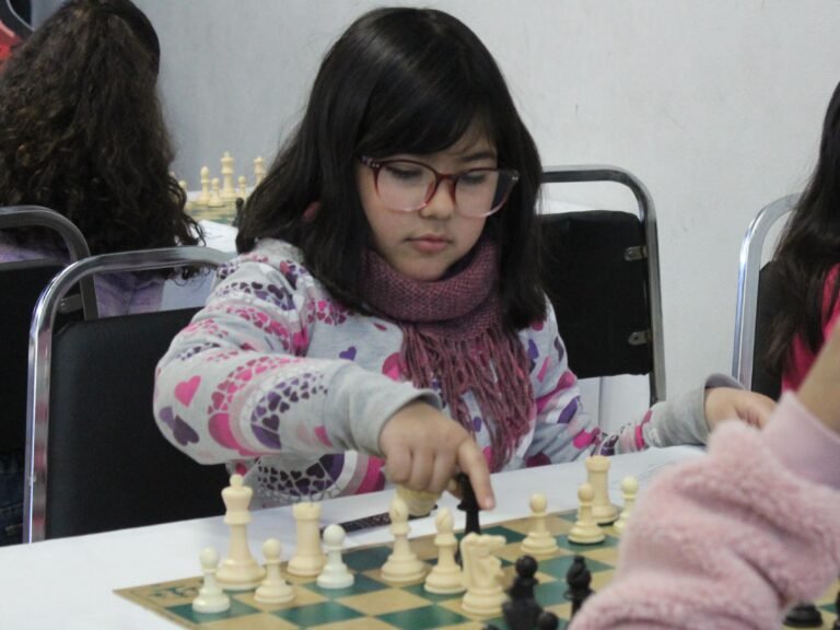 25 mil 700 pesos en premios