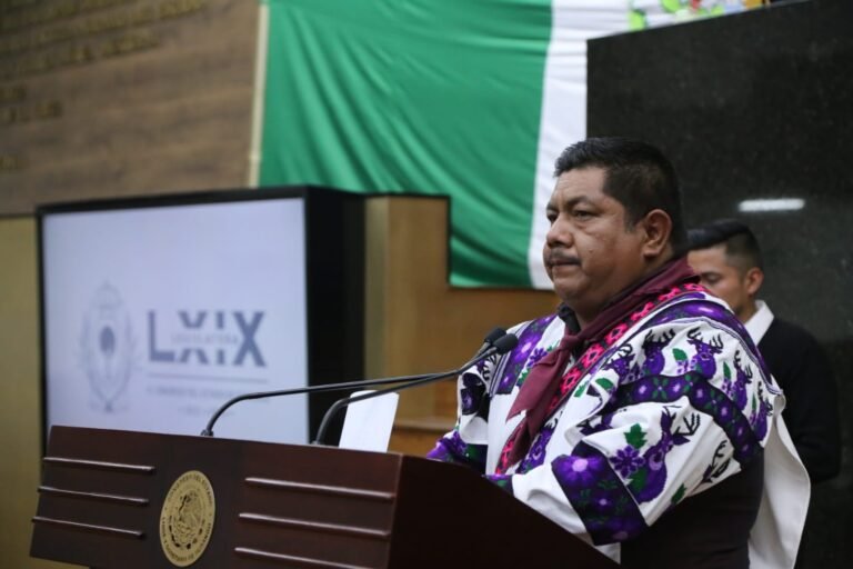 “Todos tenemos derecho a una vivienda digna”, asevera Bernabé Aguilar