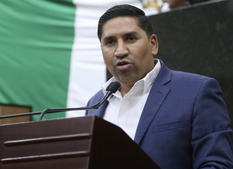 Sesionarán ayuntamientos a través de tecnologías: Fernando Rocha