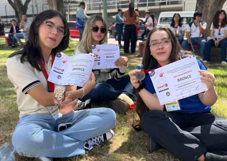 Estudiantes de la UAG consiguen bronce en Infomatrix Nacional