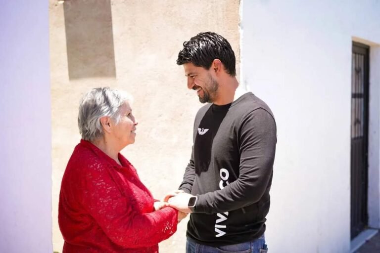Escuchar a las personas, la clave para construir un México nuevo: MC