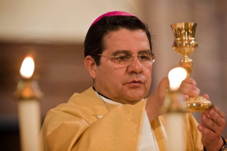 Llama Iglesia al compromiso por la paz y a ejercer el voto
