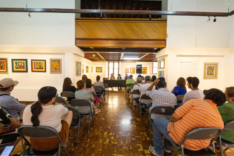 Se presentó el libro de ensayo “El existencialismo de Julio Cortázar desde Darwin hasta Nietzsche”