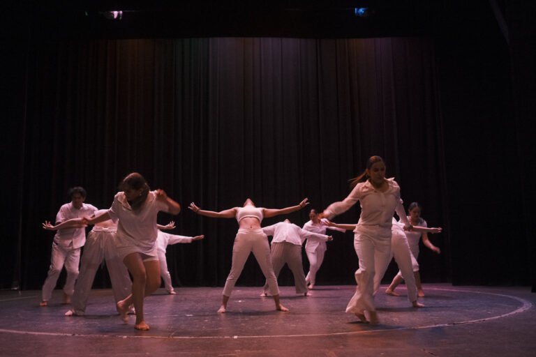 ReviDanza presenta el espectáculo “Contigo, conmigo”