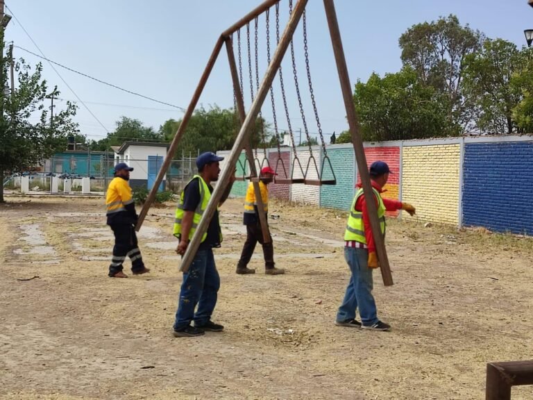 Sonríe el futuro de la gran familia en la zona rural