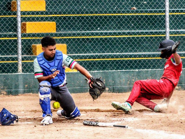 ¿Cómo se juega al sóftbol?