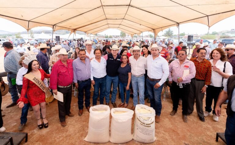 Amplía Esteban “Plan Emergente Contra la Sequía” para productores panuquenses