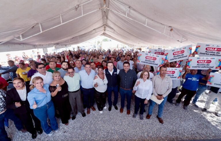 Cumple Esteban con obras que mejoran la calidad de vida de las familias