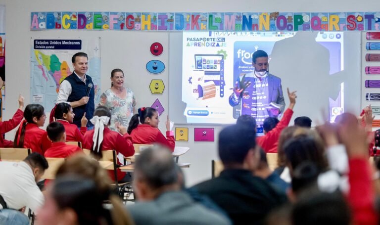 Con aulas digitales, educación lagunera da un paso adelante: maestros y padres de familia